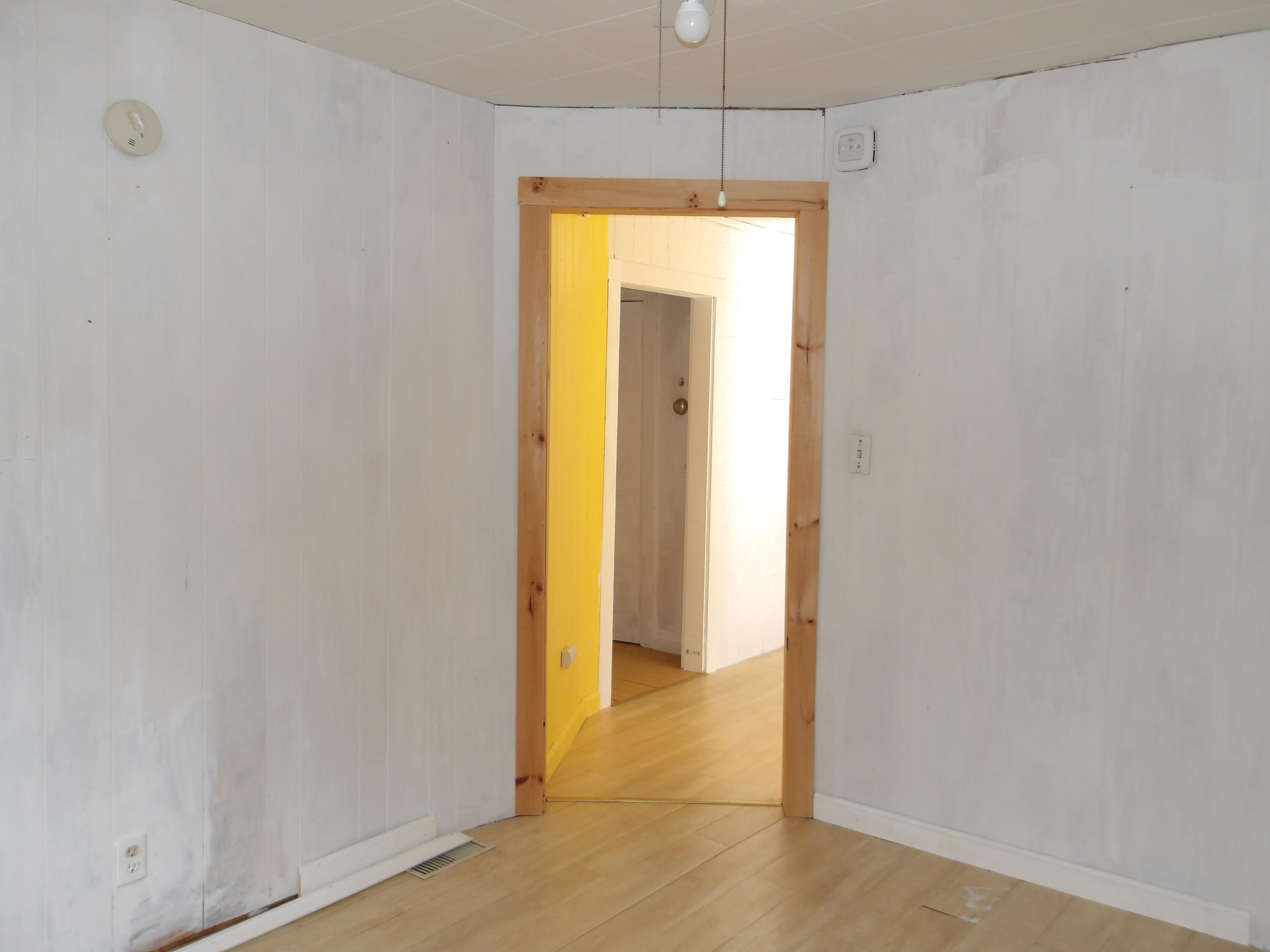 39 Sawyer Street Waterville, ME 04901 - Photo 22 of 35 100_0192