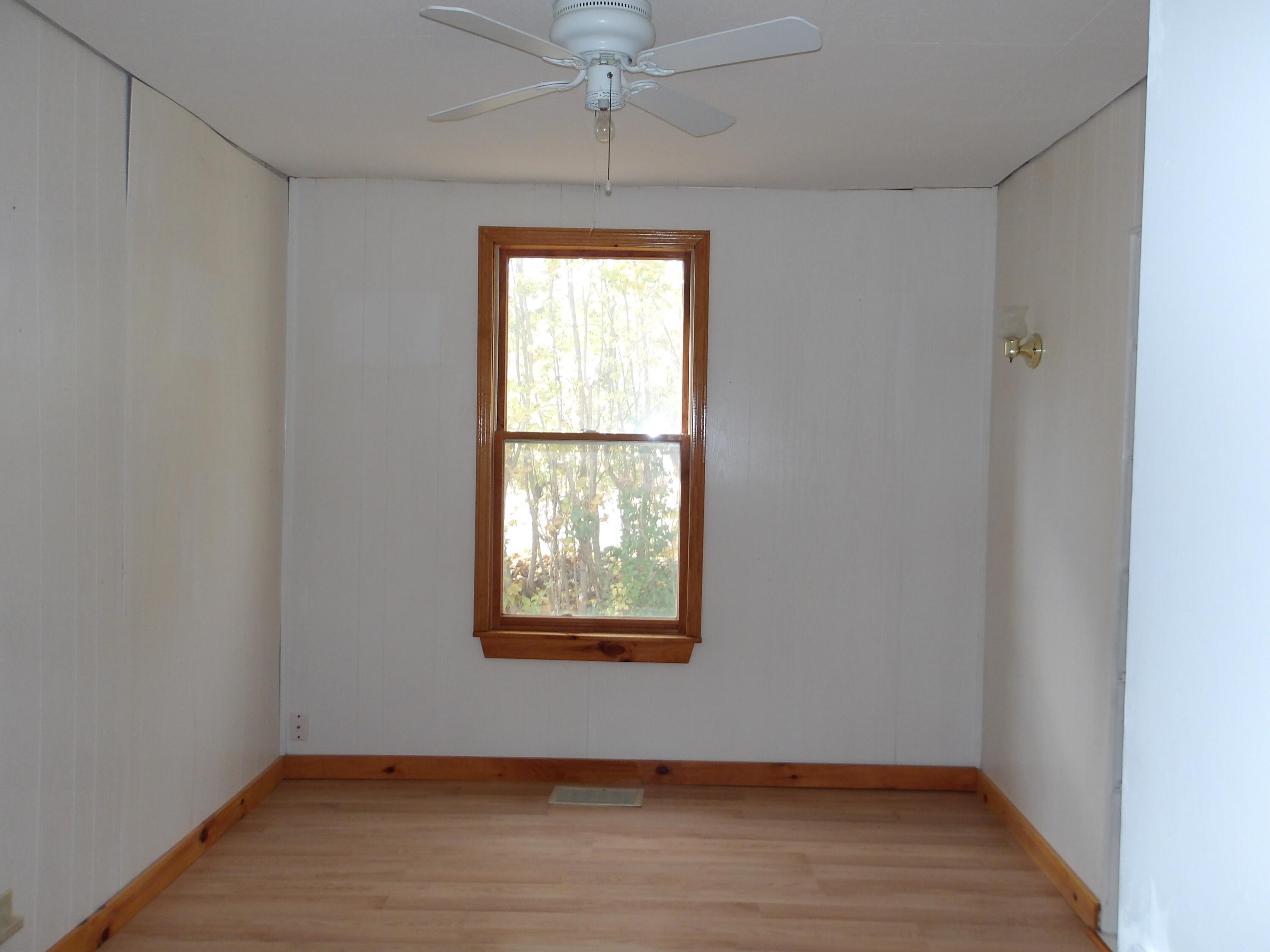 39 Sawyer Street Waterville, ME 04901 - Photo 23 of 35 100_0194