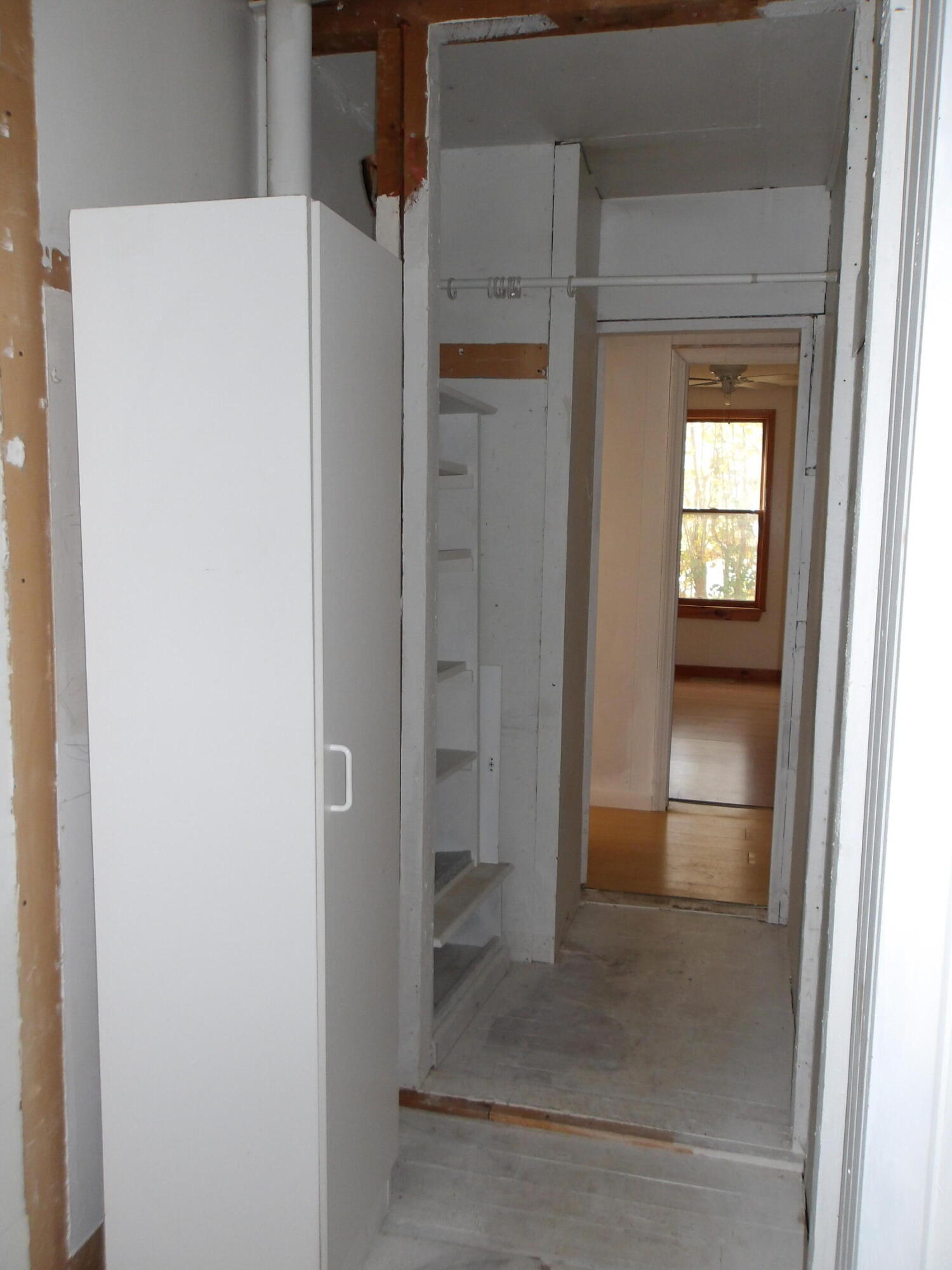 39 Sawyer Street Waterville, ME 04901 - Photo 28 of 35 100_0198