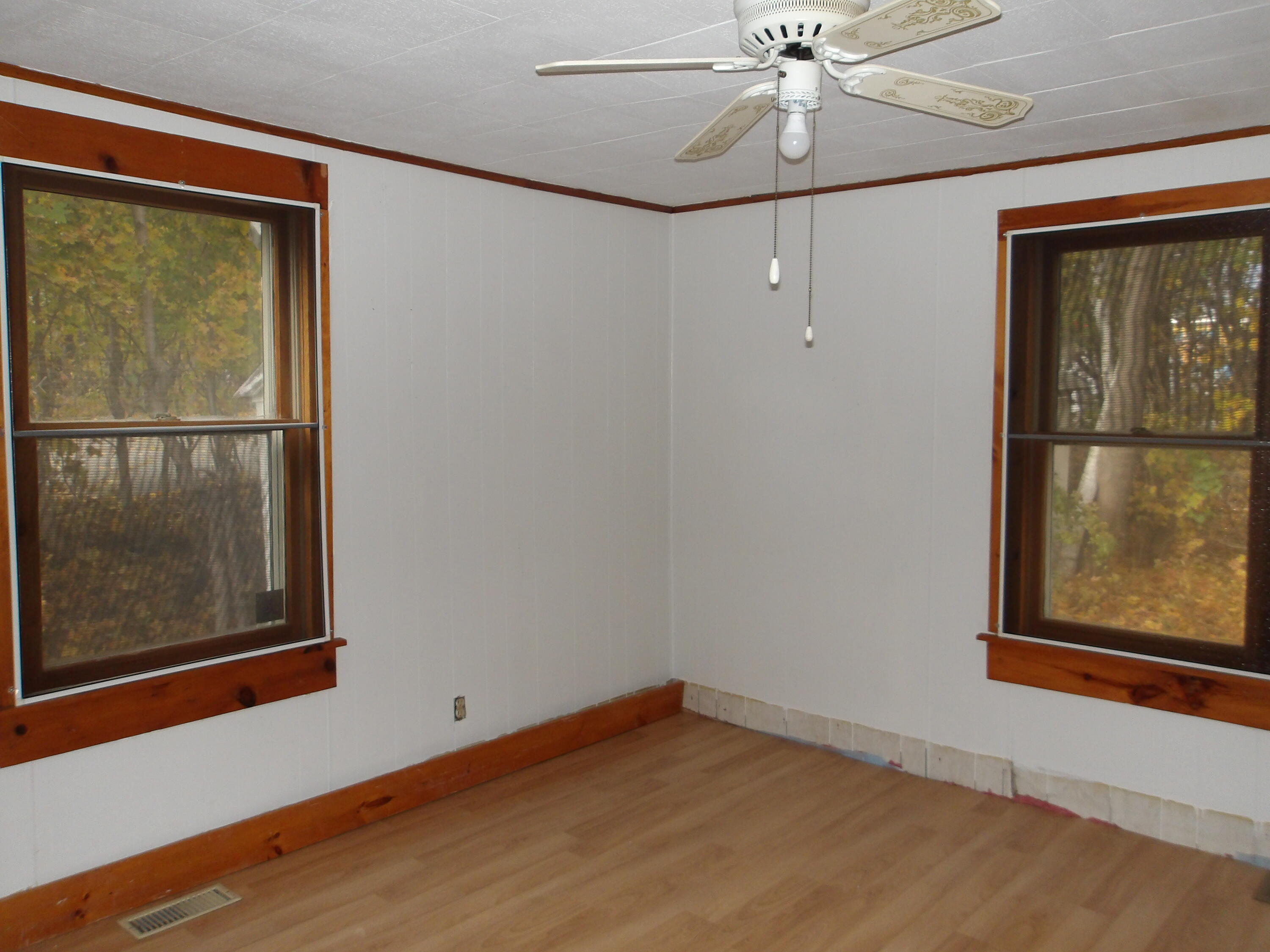 39 Sawyer Street Waterville, ME 04901 - Photo 32 of 35 100_0206