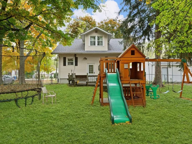 $198,900 | 817 East High Street, Monticello, IL 61856