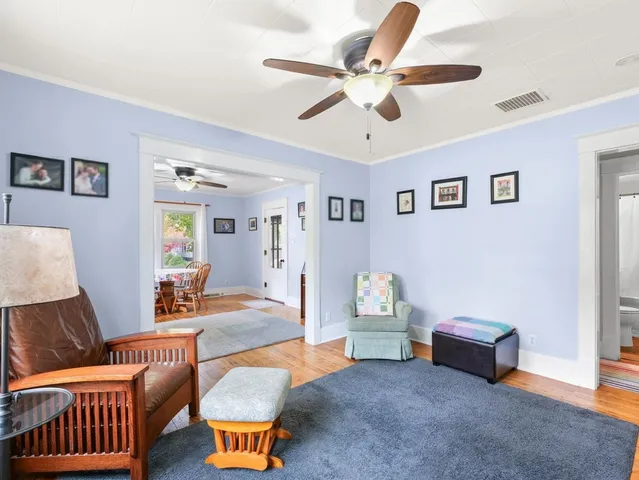 $198,900 | 817 East High Street, Monticello, IL 61856