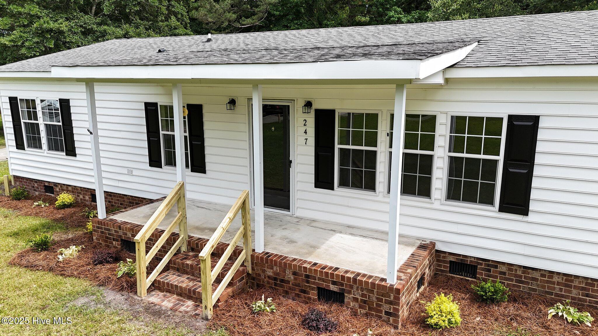 247 Fred Harrison Road Snow Hill, NC 28580 - Photo 37 of 49 37-web-or-mls-DJI_20250528152731_0524_D