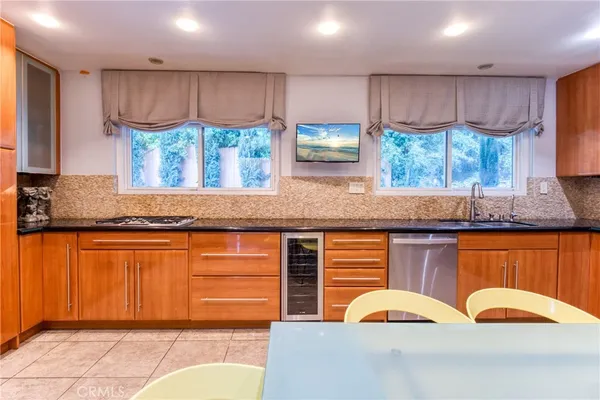 $1,849,000 | 7796 Skyhill Drive, Los Angeles, CA 90068