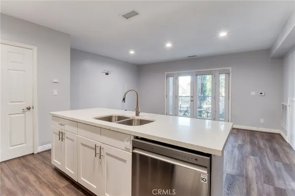 $1,849,000 | 7796 Skyhill Drive, Los Angeles, CA 90068