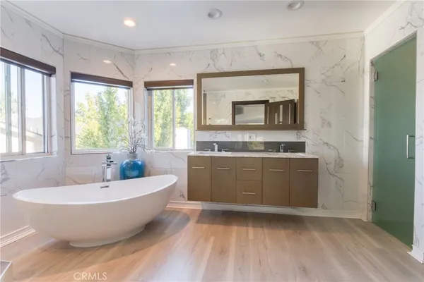 $1,849,000 | 7796 Skyhill Drive, Los Angeles, CA 90068
