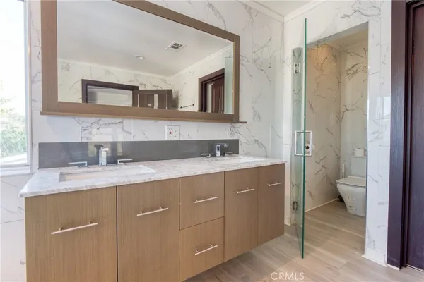 $1,849,000 | 7796 Skyhill Drive, Los Angeles, CA 90068