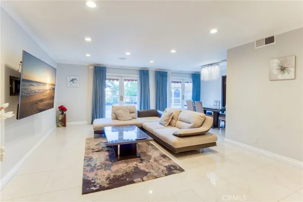 $1,849,000 | 7796 Skyhill Drive, Los Angeles, CA 90068