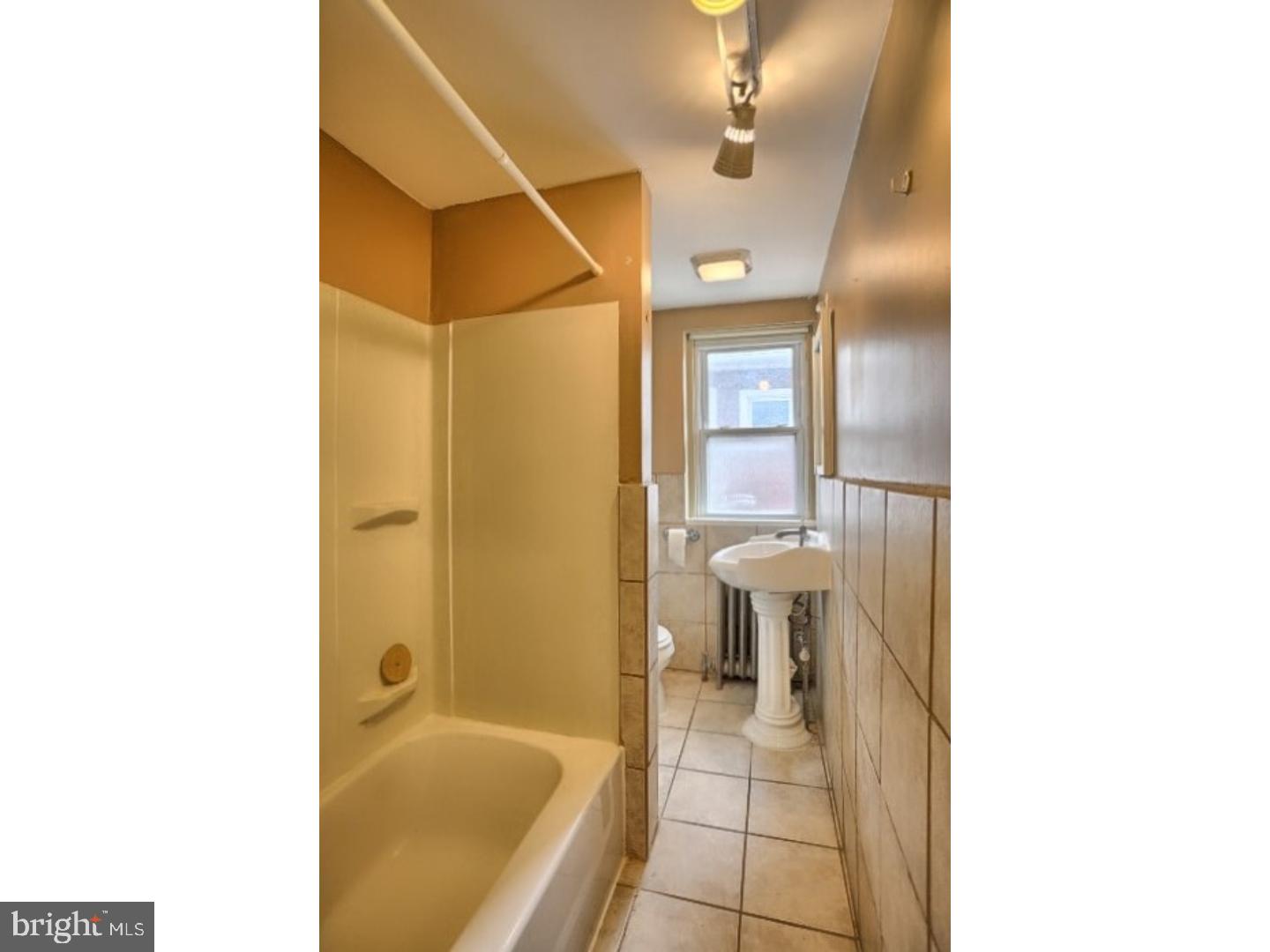 2320 Spring Street Reading, PA 19609 - Photo 11 of 25 Gallery Image 11