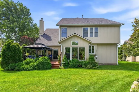 $550,000 | 16660 West 155th Terrace, Olathe, KS 66062