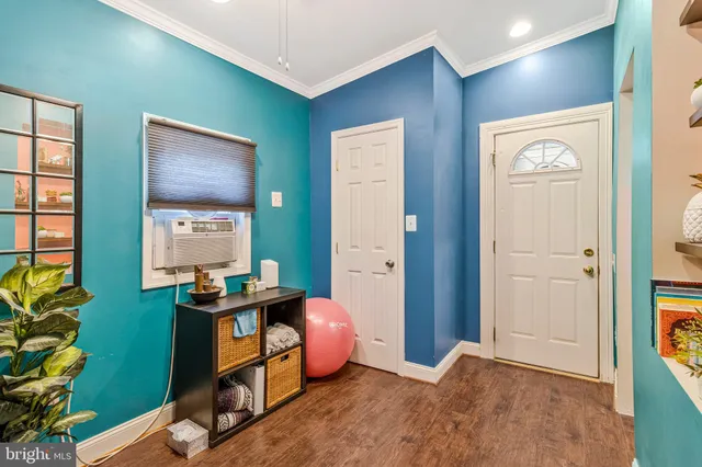 $330,000 | 1602 Isherwood Street Northeast, Unit 3, Washington, DC 20002