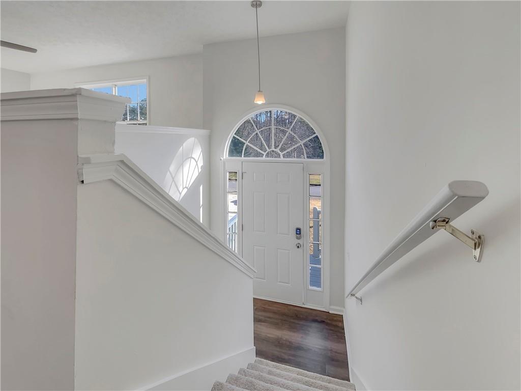 35 Grove Lane Temple, GA 30179 - Photo 4 of 25 a view of entryway and hall with a hallway