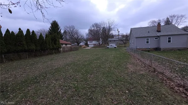 $15,000 | 4930 East 81st Street, Garfield Heights, OH 44125