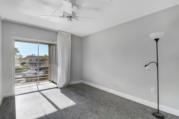 $169,500 | 2600 South Kanner Highway, Unit Q8, Stuart, FL 34994