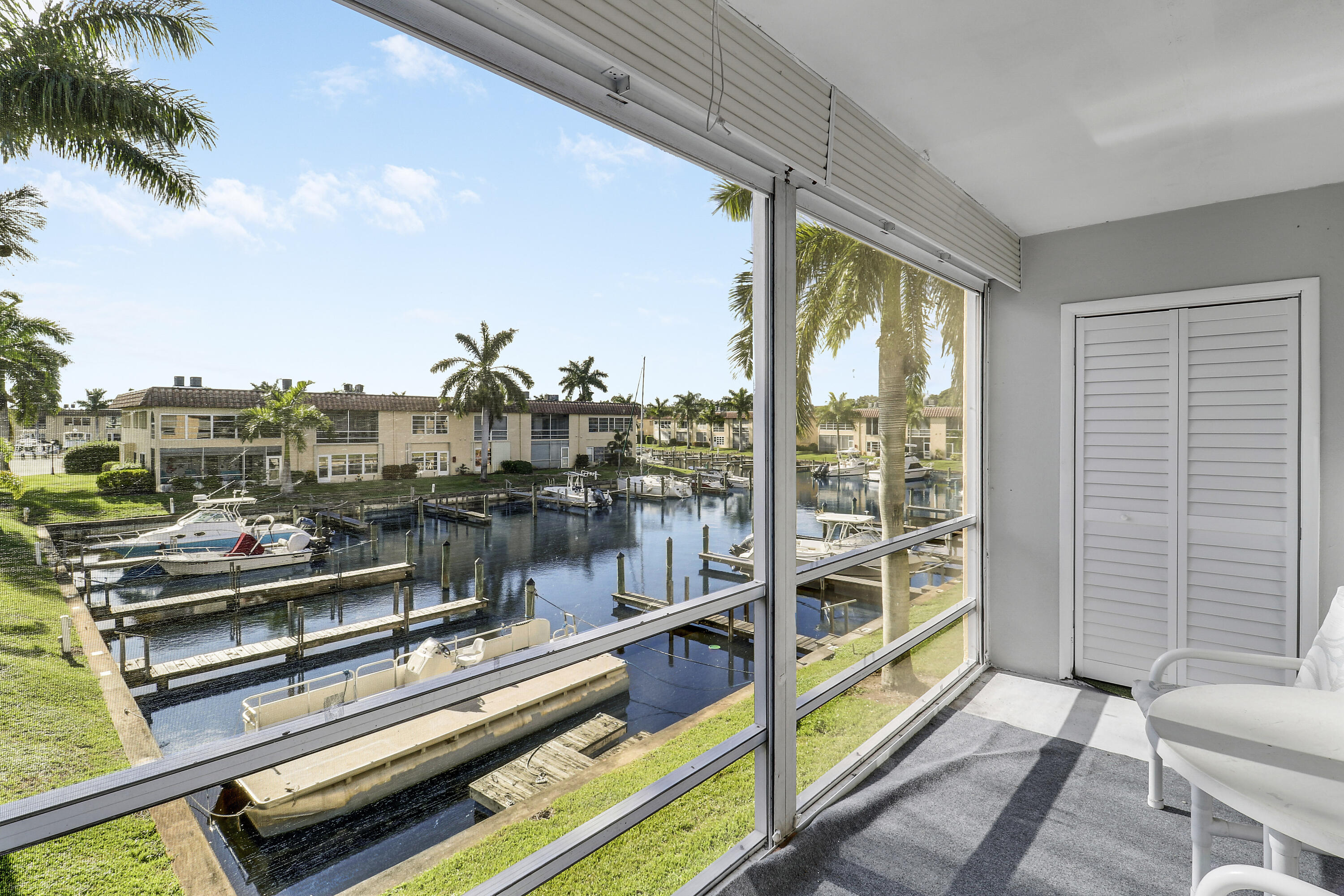 2600 South Kanner Highway, Unit Q8 Stuart, FL 34994 - Photo 25 of 52 a view of a balcony with city view