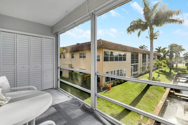 $169,500 | 2600 South Kanner Highway, Unit Q8, Stuart, FL 34994