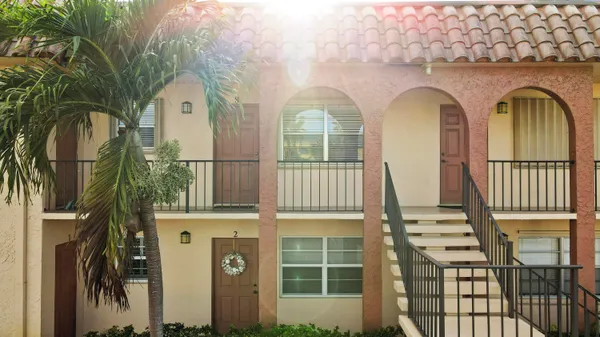 $169,500 | 2600 South Kanner Highway, Unit Q8, Stuart, FL 34994