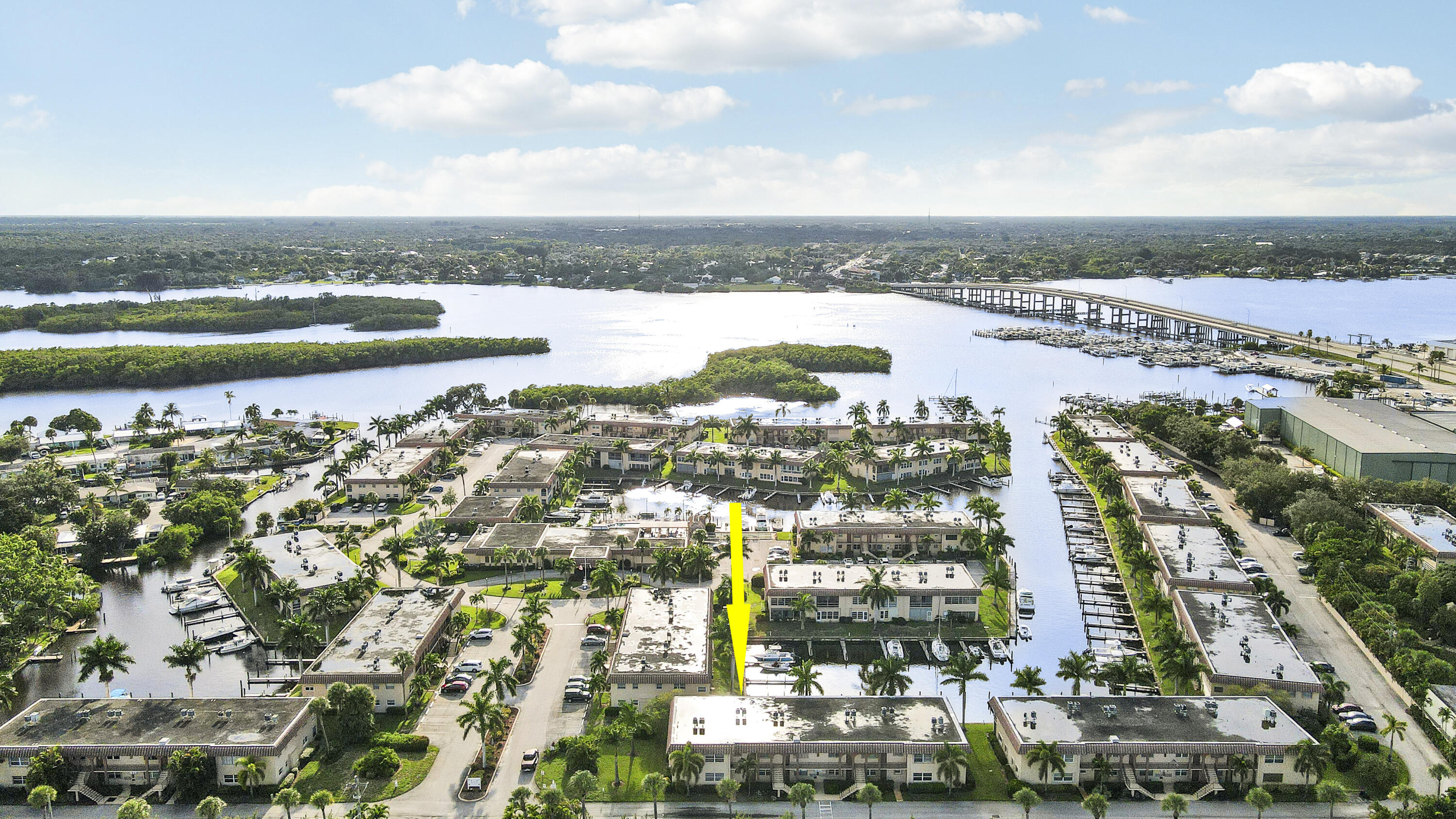 2600 South Kanner Highway, Unit Q8 Stuart, FL 34994 - Photo 52 of 52 a view of a city and lake
