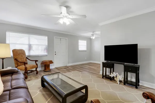 $169,500 | 2600 South Kanner Highway, Unit Q8, Stuart, FL 34994