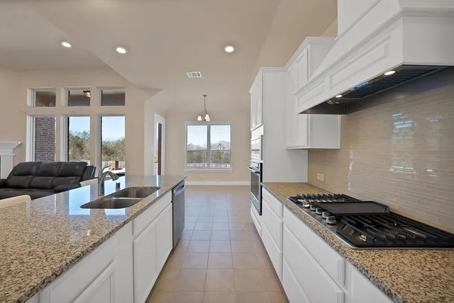 $649,000 | 517 Fenwick Drive, Sunnyvale, TX 75182