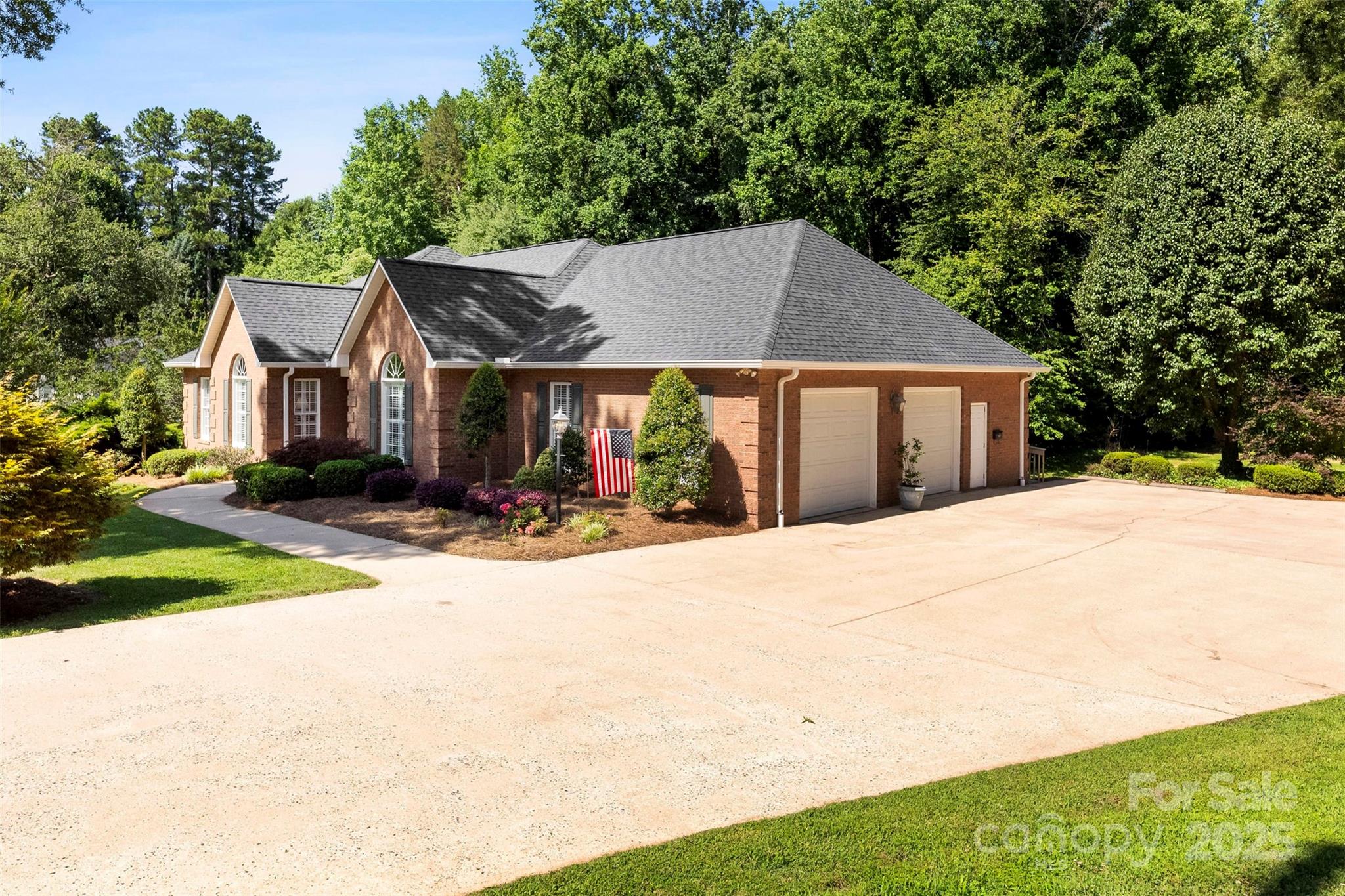 600 Queens Road Cherryville, NC 28021 - Photo 3 of 45 front view of a house with a small yard
