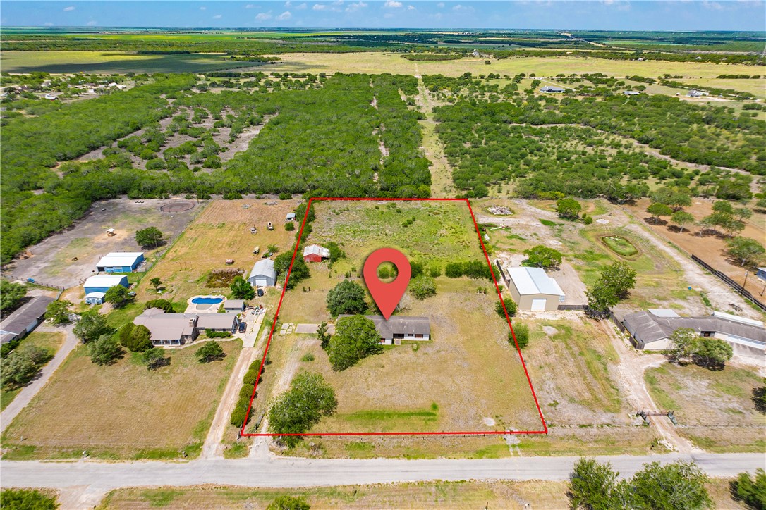 5469 Sunset Trail Robstown, TX 78380 - Photo 2 of 37 a view of an outdoor space