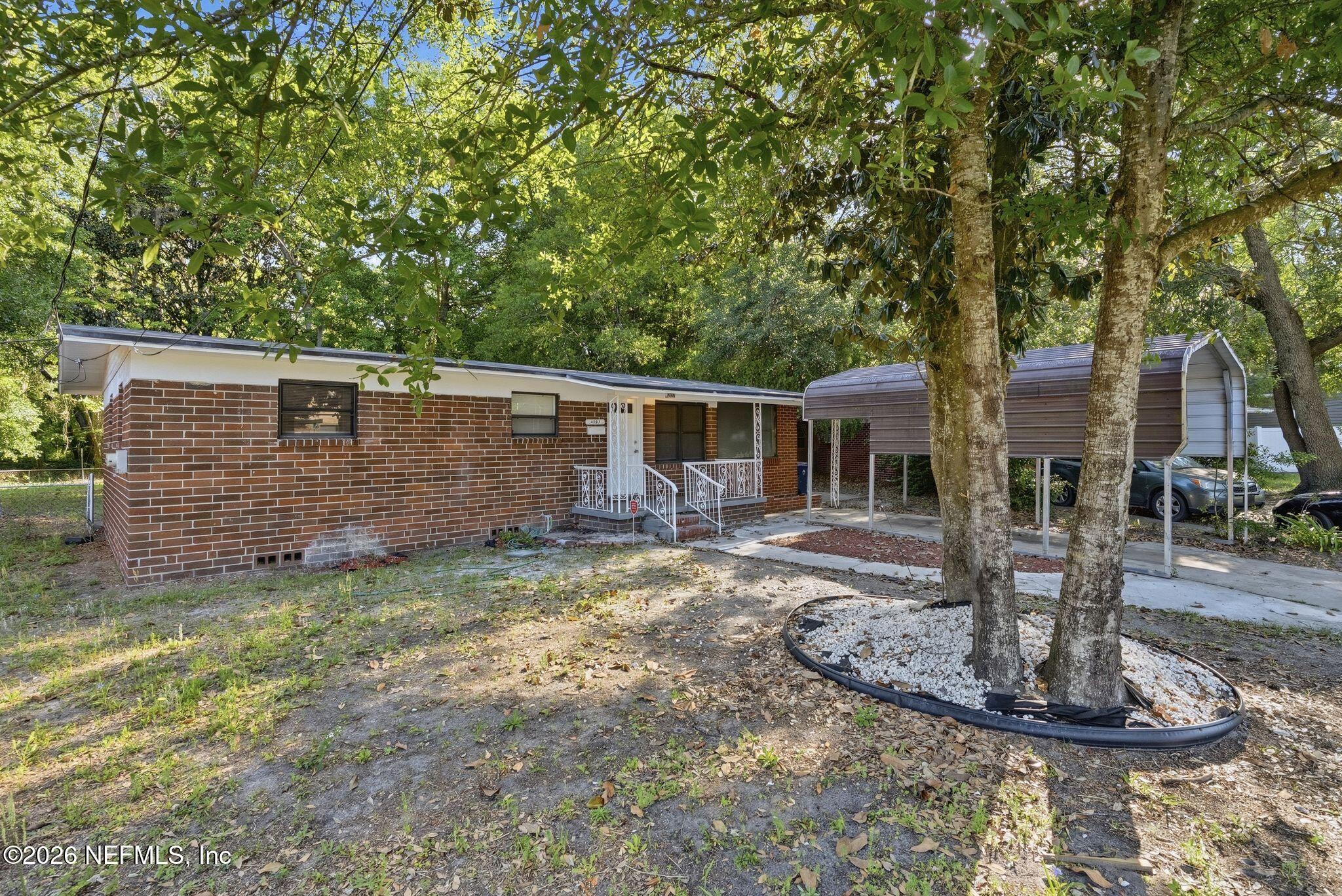 4207 Francis Road Jacksonville, FL 32209 - Photo 4 of 32 26_STA00799