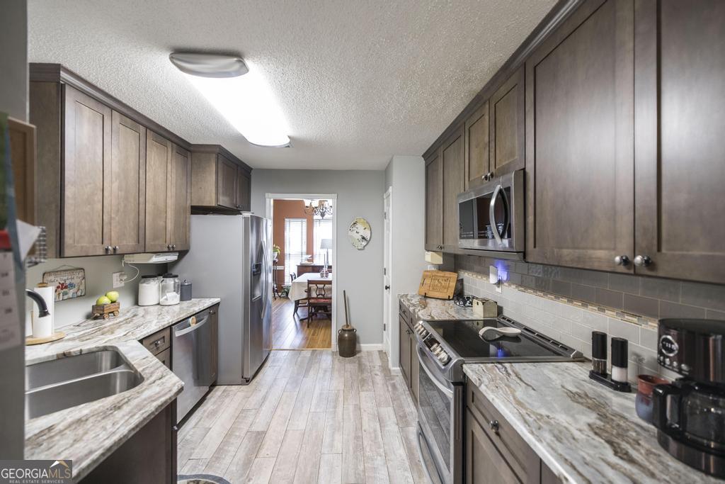 105 Kentucky Downs Perry, GA 31069 - Photo 13 of 37