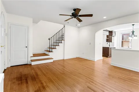 $450,000 | 561 South Negley Avenue, Unit 4, Pittsburgh, PA 15232