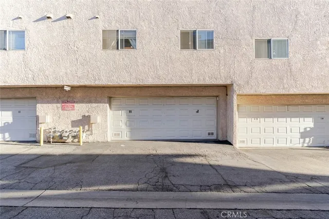 $415,000 | 13100 Bromont Avenue, Unit 11, Sylmar, CA 91342