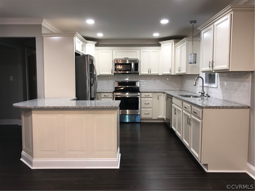 12813 Middlebrook Road Chester, VA 23831 - Photo 3 of 49