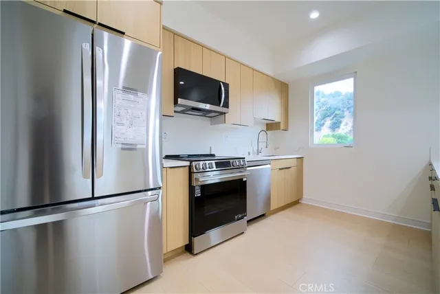 $5,250 | 259 South Ave 54, Los Angeles, CA 90042