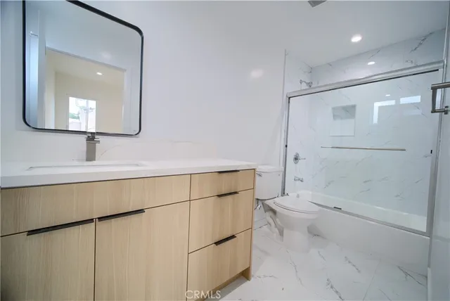 $5,250 | 259 South Ave 54, Los Angeles, CA 90042