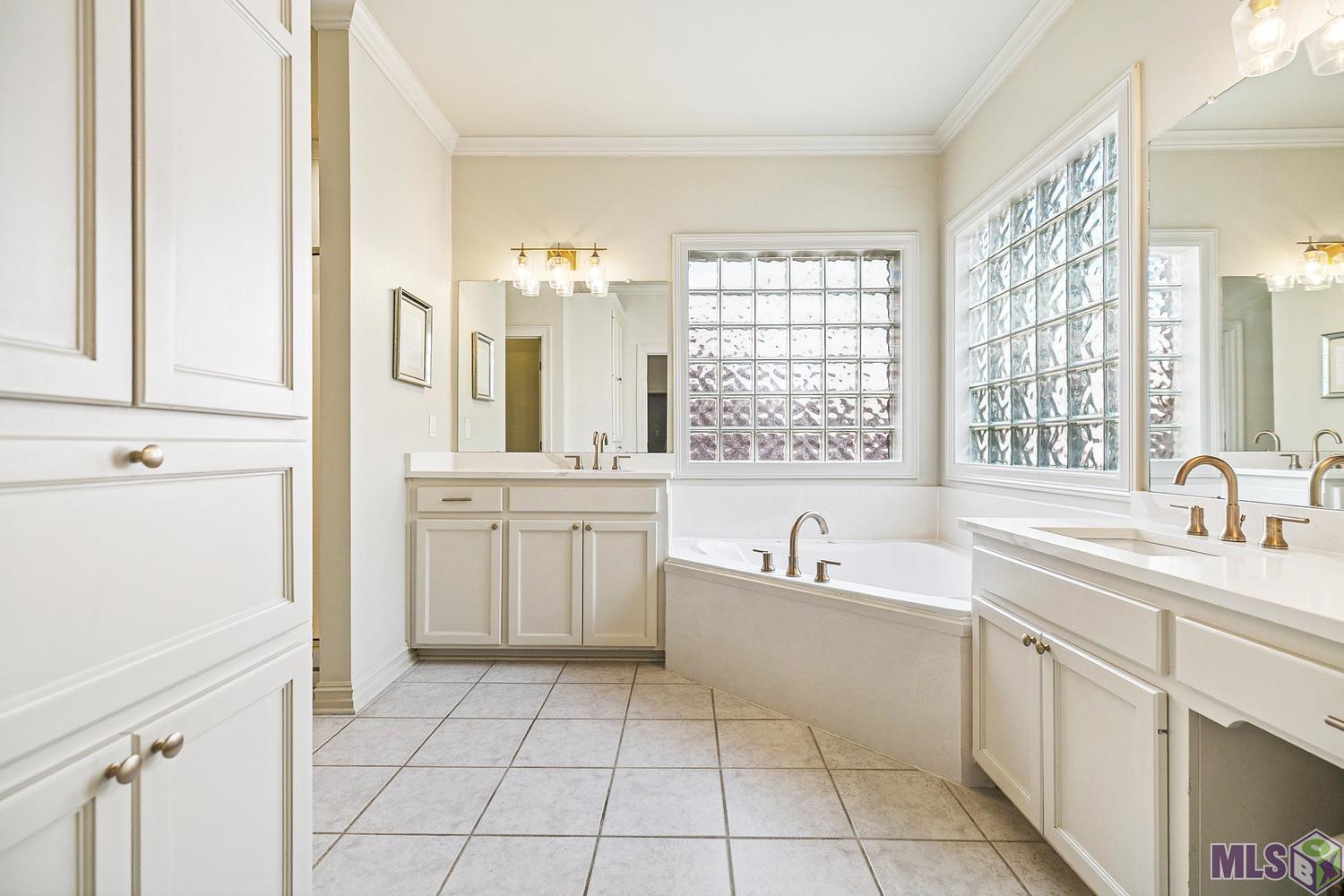 5018 Summa Court Baton Rouge, LA 70809 - Photo 10 of 16 Gallery Image 10