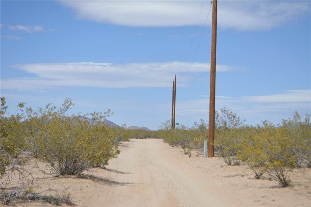 Tbd Parker Road Golden Valley, AZ 86413 - Photo 14 of 23 Gallery Image 14