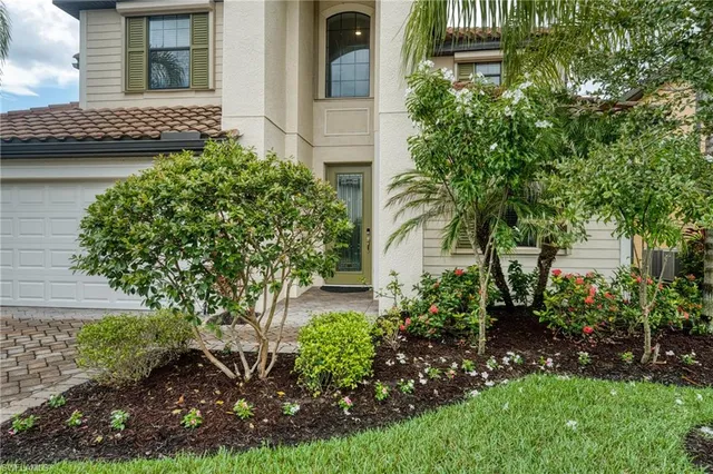 $795,000 | 4228 Raffia Palm Circle, Naples, FL 34119