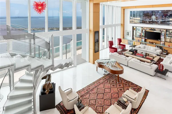 $16,000,000 | 1643 Brickell Avenue, Unit PH 4901 DOCK, Miami, FL 33129