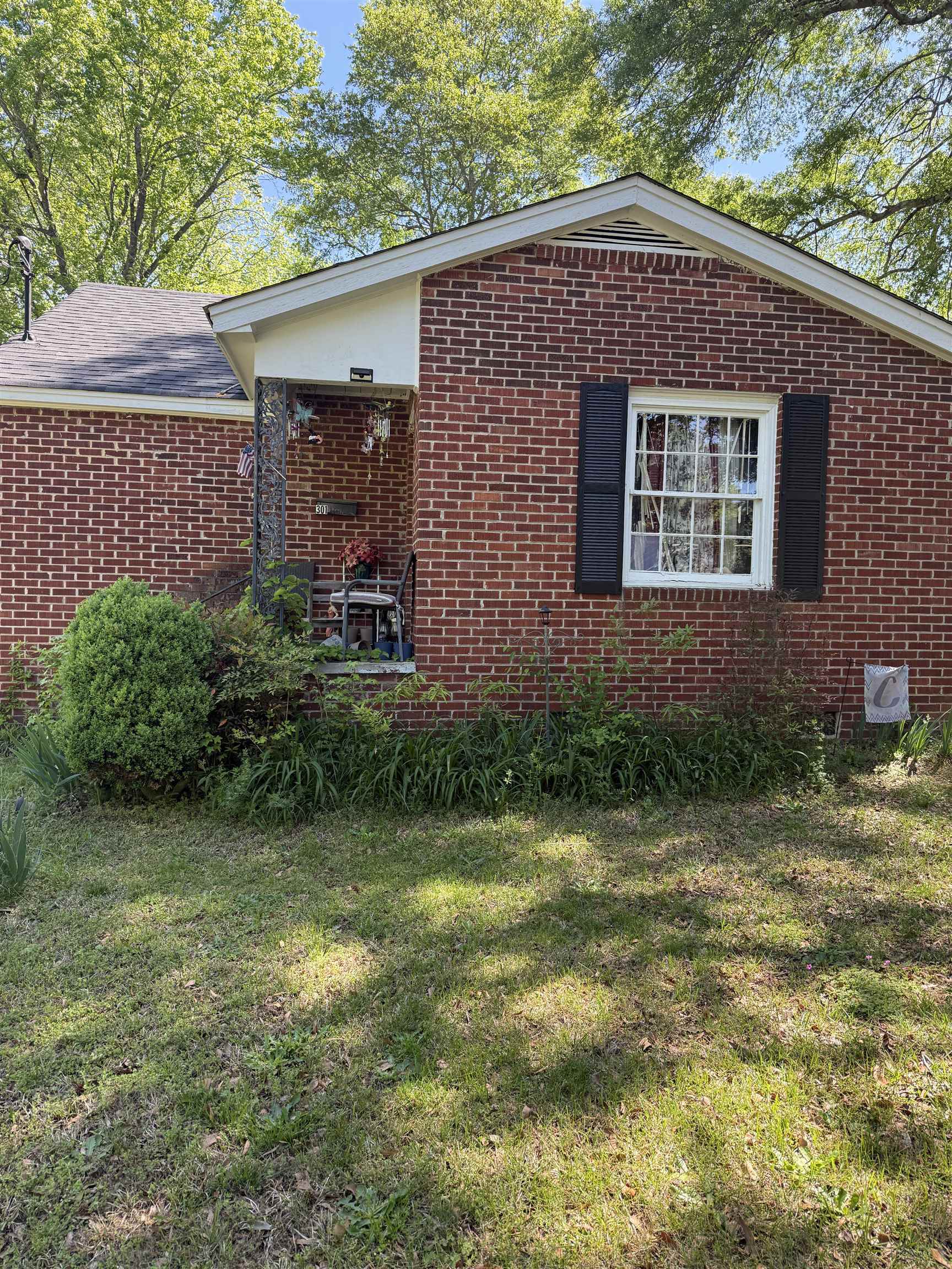 301 Valley Avenue Clover, SC 29710 - Photo 2 of 23