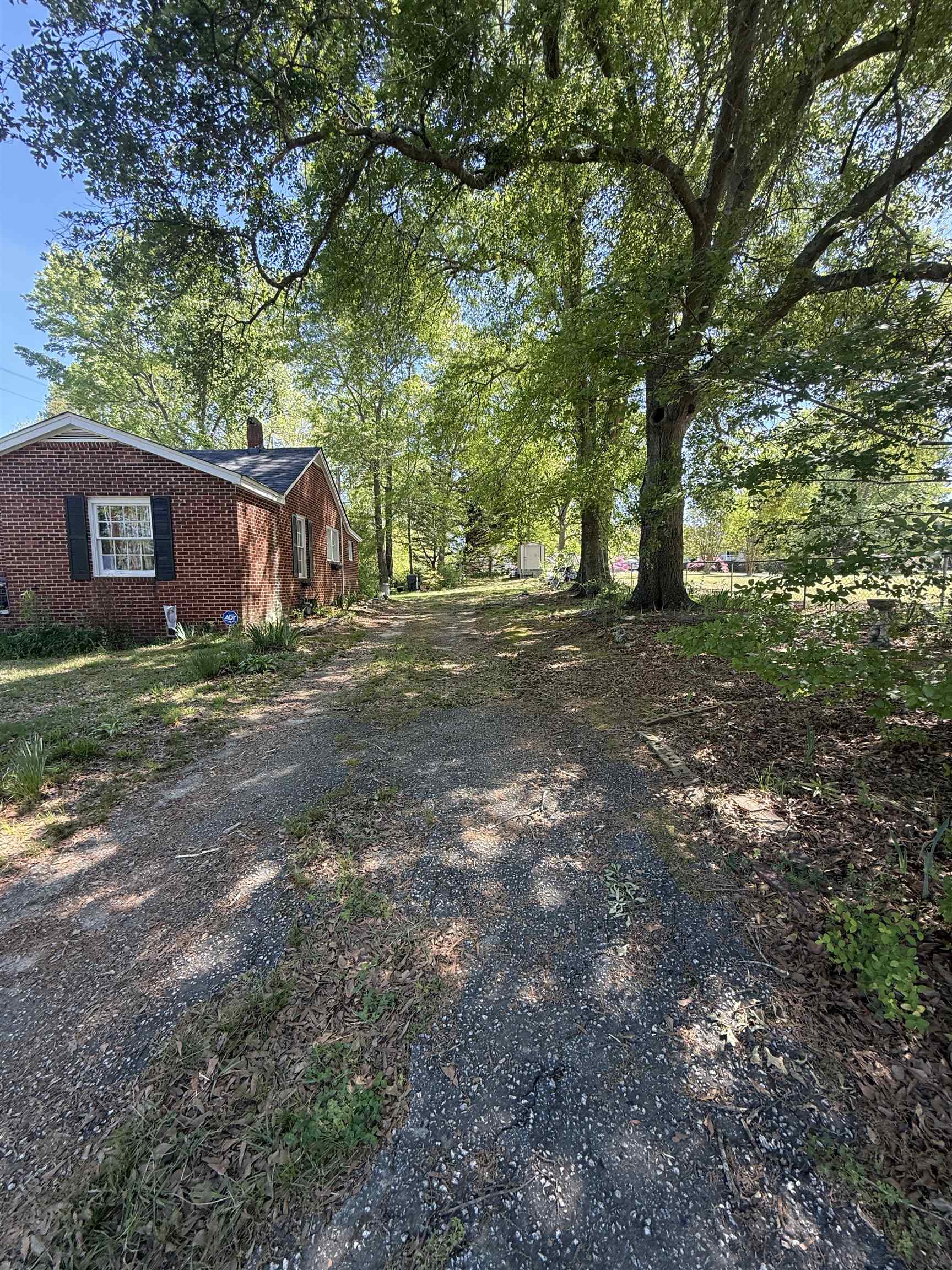 301 Valley Avenue Clover, SC 29710 - Photo 7 of 23
