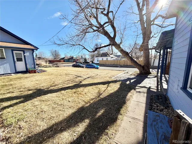 $1,195 | 225 West Nassau Avenue, Englewood, CO 80110