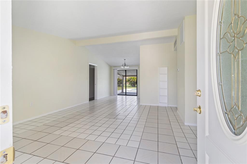 22312 Lasalle Road Port Charlotte, FL 33952 - Photo 5 of 39