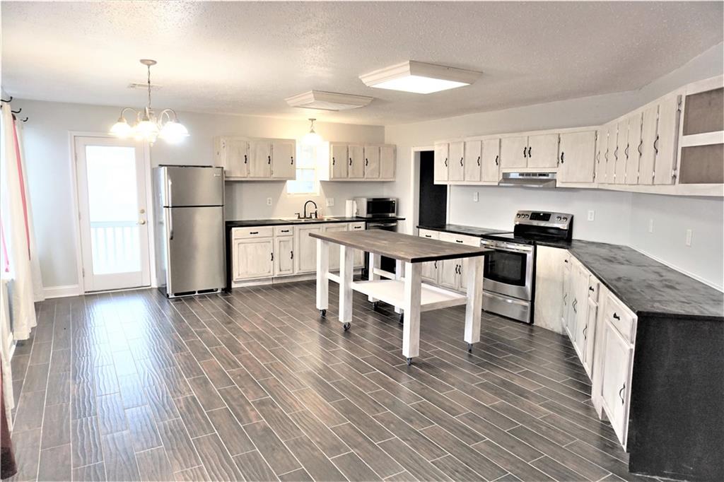 32077 Oneal Drive Springfield, LA 70462 - Photo 4 of 18 Gallery Image 4