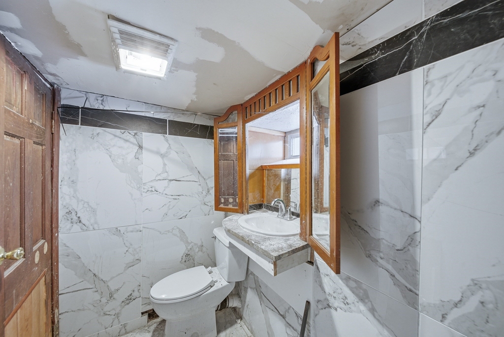 100 Nightingale Street Boston, MA 02124 - Photo 32 of 40