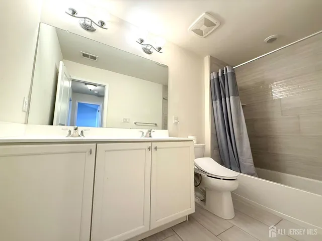 $4,200 | 5 Wisteria Court, Monroe Township, NJ 08831