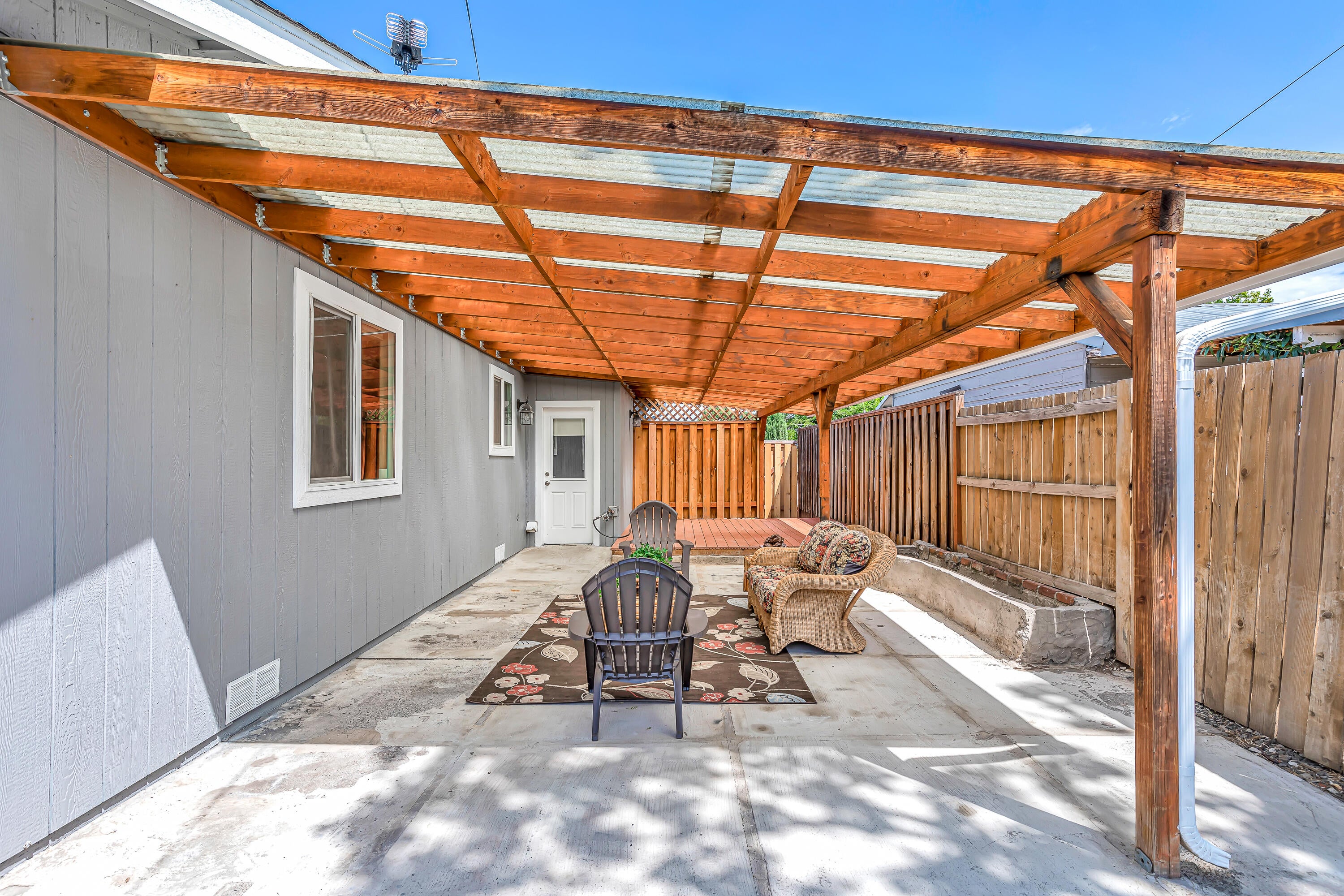 1820 Roberts Road Medford, OR 97504 - Photo 43 of 46 9R9A9473