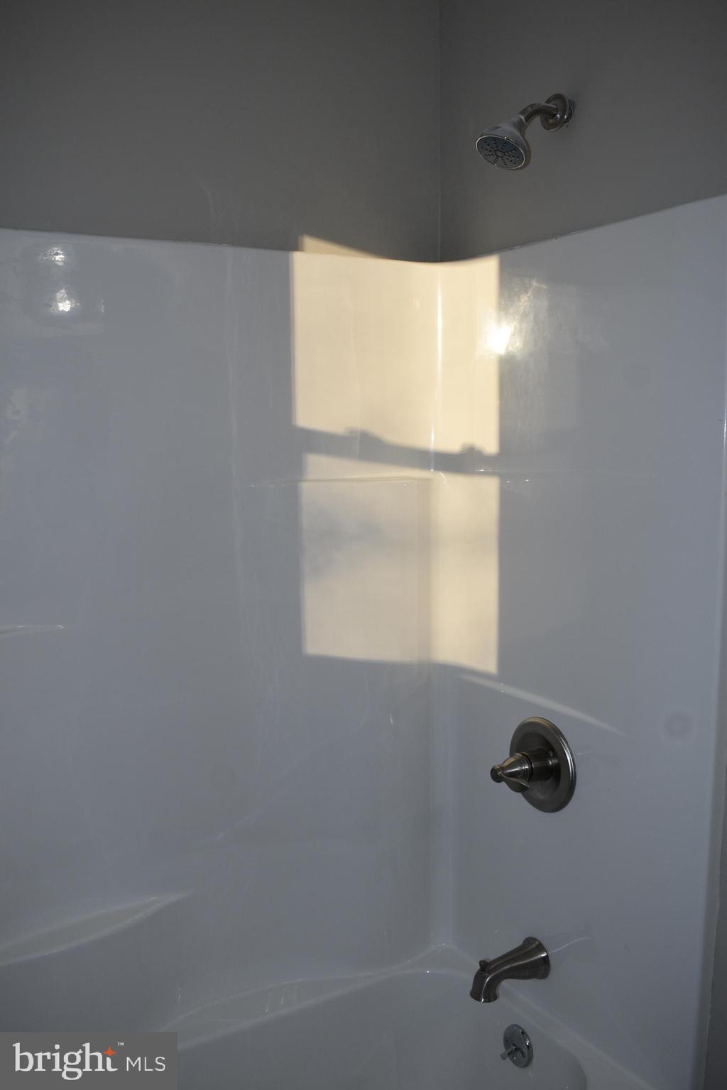 1401 Cape St Claire Road Annapolis, MD 21409 - Photo 18 of 26