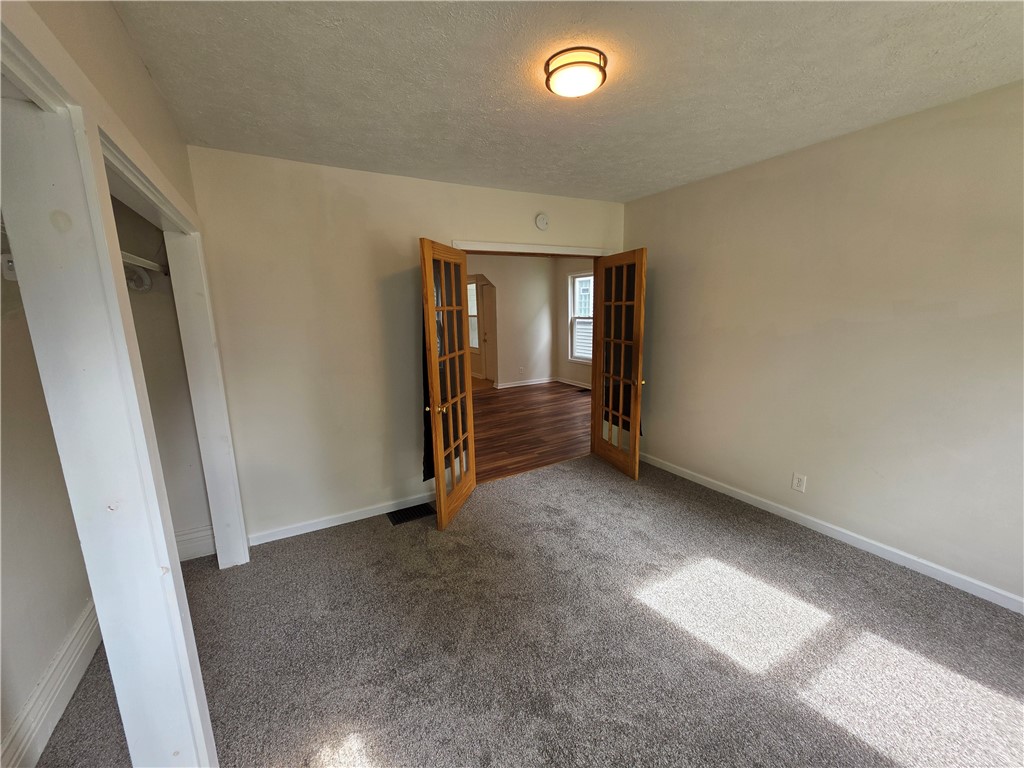 30 Hickory Street Rochester, NY 14620 - Photo 11 of 15