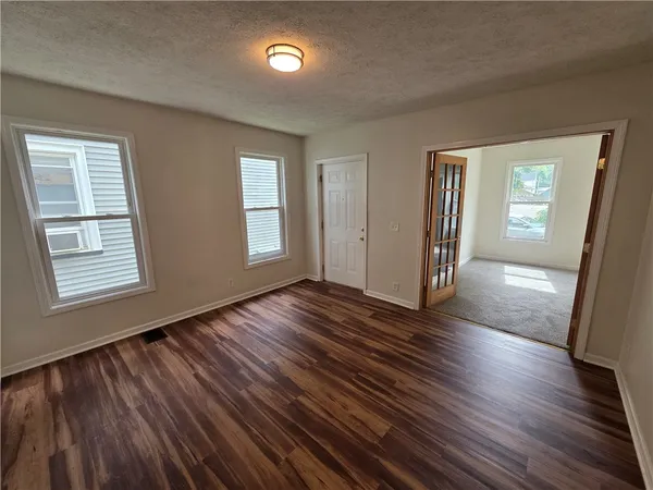 $1,250 | 30 Hickory Street, Rochester, NY 14620