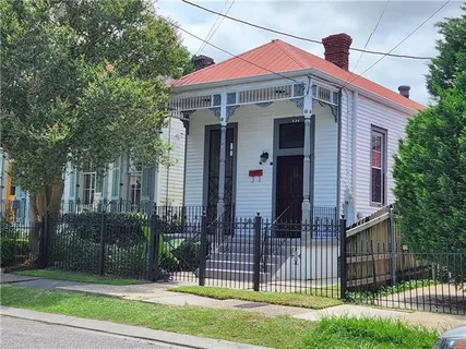 $349,000 | 734 Austerlitz Street, New Orleans, LA 70115