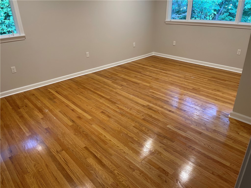 83 Amherst Road Cranston, RI 02920 - Photo 9 of 23